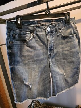 SEVEN 7 Washed Blue Bermuda Distressed Denim Shorts - Women Size 10